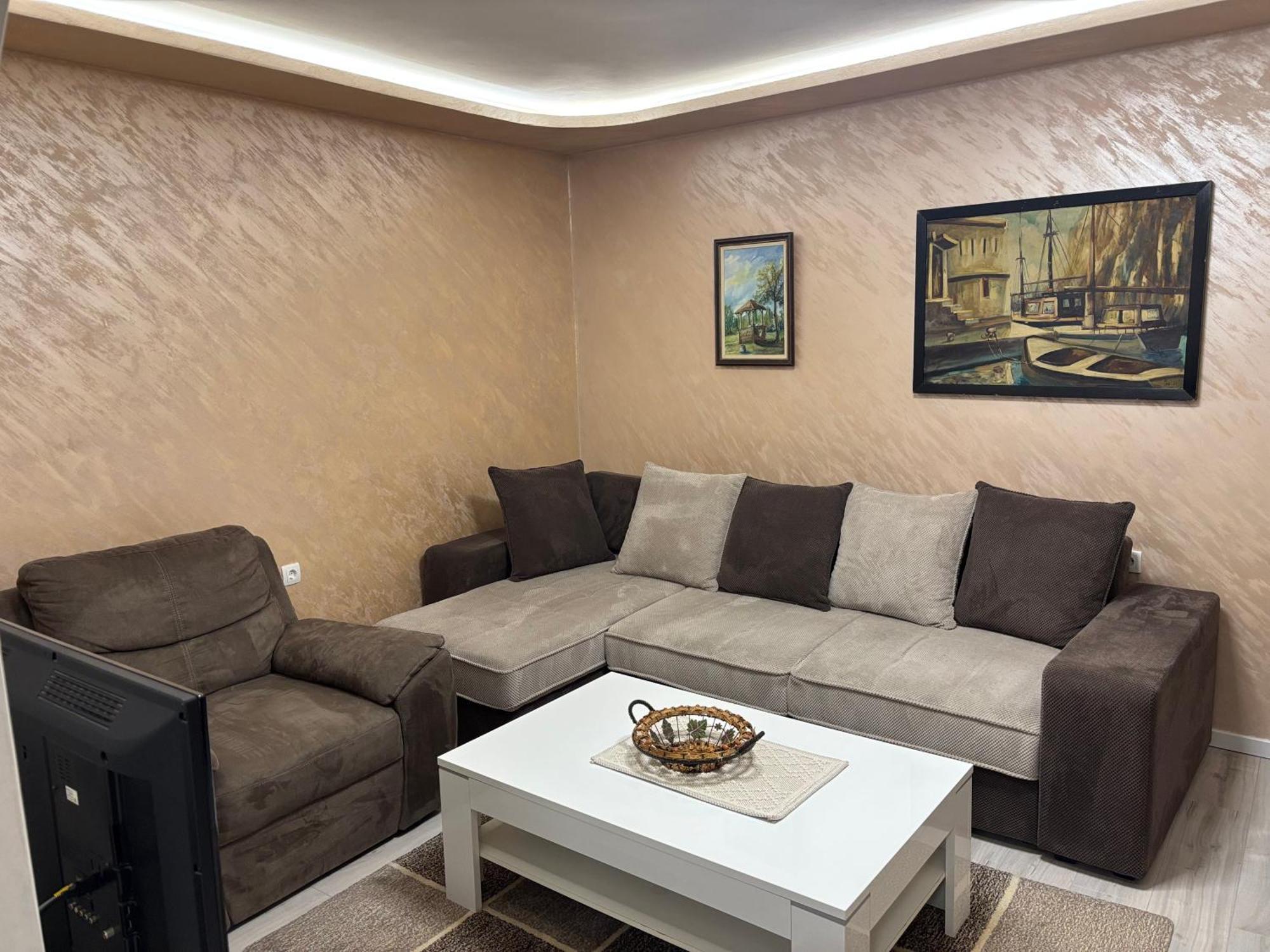 Max Apartments Podgorica Exterior foto